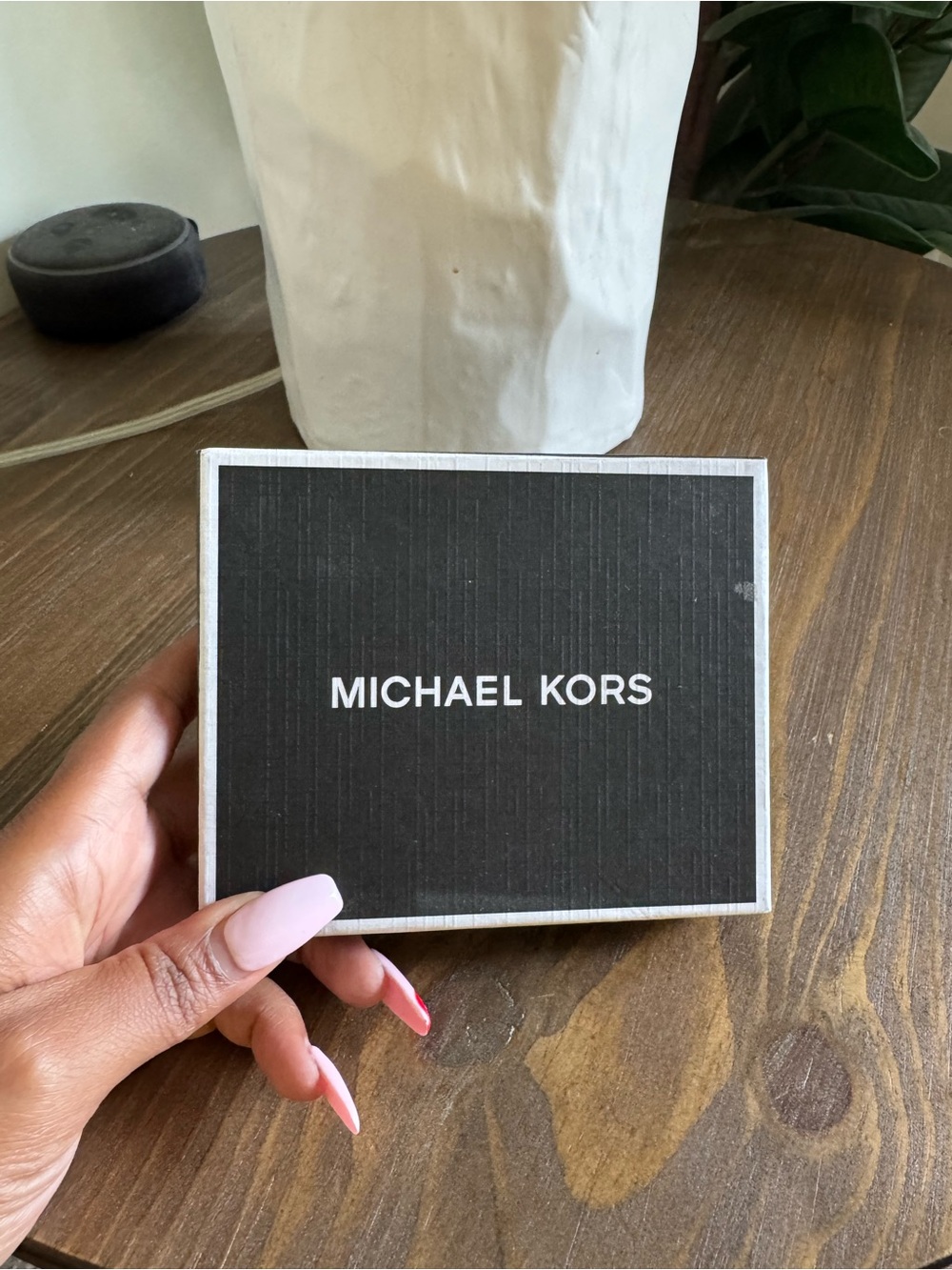 Michael Kors Men’s Slim Billfold Wallet - Black - Picture 5 of 5
